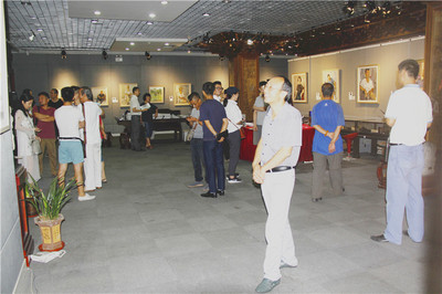 陜西省油畫藝術研究會暑期寫生交流展在西安開幕